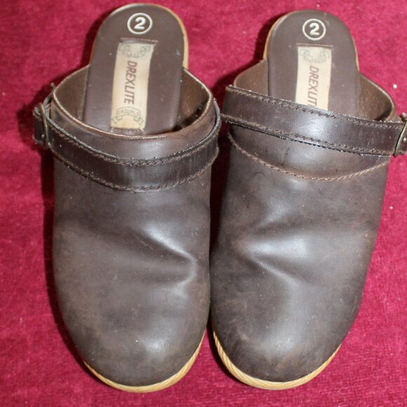 Children's Dexlite Classic Brown Mule with 1 1/2 inch Hell - Picture 1 of 3